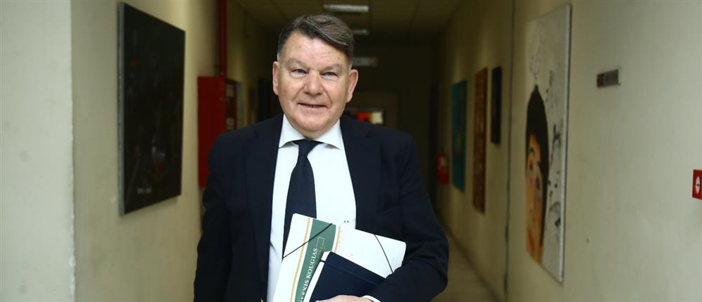 Κούγιας: Σε πολύ κρίσιμη κατάσταση η υγεία του – Η ανακοίνωση των παιδιών του