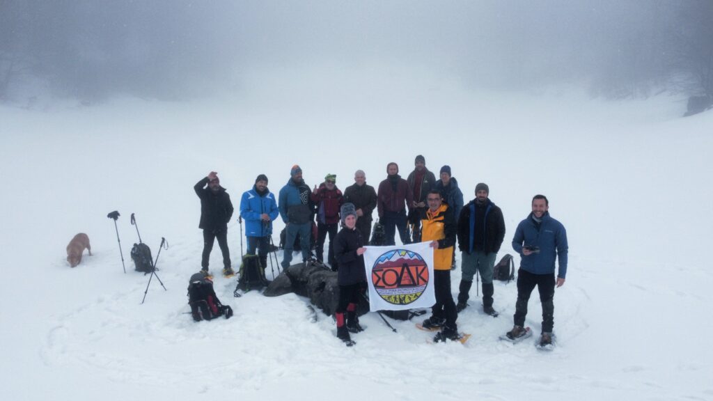 ΣΟΔΚ: Πεζοπορία σε μια κρυμμένη λίμνη στα 1830 μ. υψόμετρο
