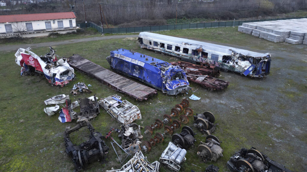 Τέμπη: Καταπέλτης το πόρισμα του ΕΟΔΑΣΑΑΜ – «Εγιναν όλα λάθος, καταστράφηκαν τα στοιχεία σε τρεις μέρες»