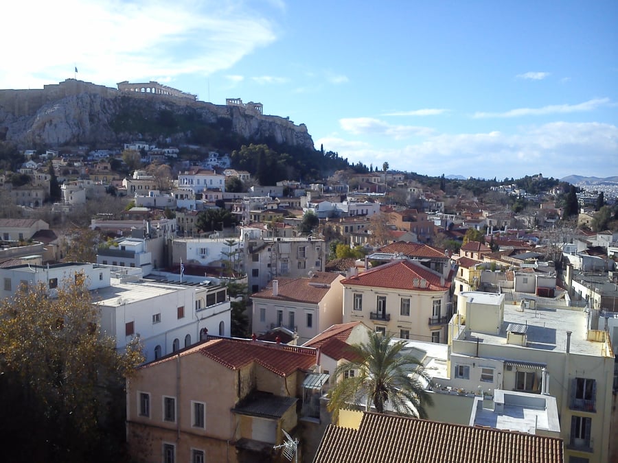 Θα πεθάνουμε από τη ζέστη αβοήθητοι και «πνιγμένοι» μέσα στο τσιμέντο;