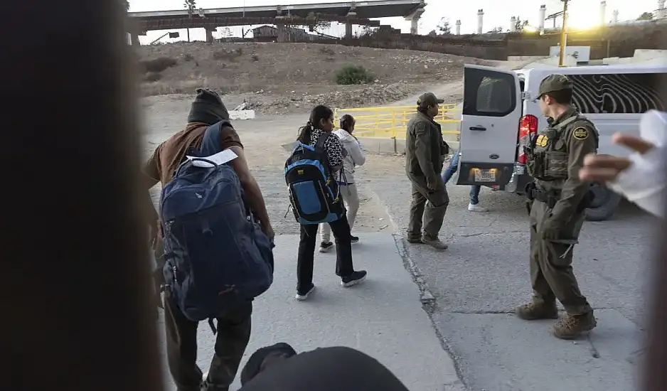 Απελάσεις Τραμπ: 211 Έλληνες έχουν λάβει εντολή να φύγουν από τη χώρα