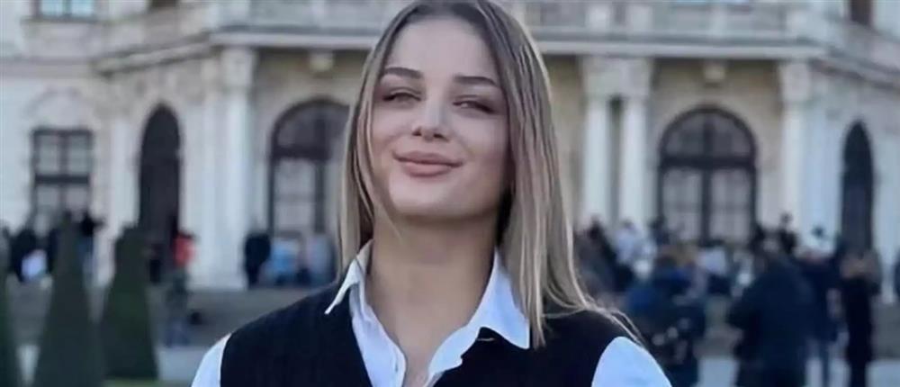 Τέμπη – 25η Μαρτίου: Η ΣΣΑΣ τίμησε την 22χρονη Κλαούντια Λάτα