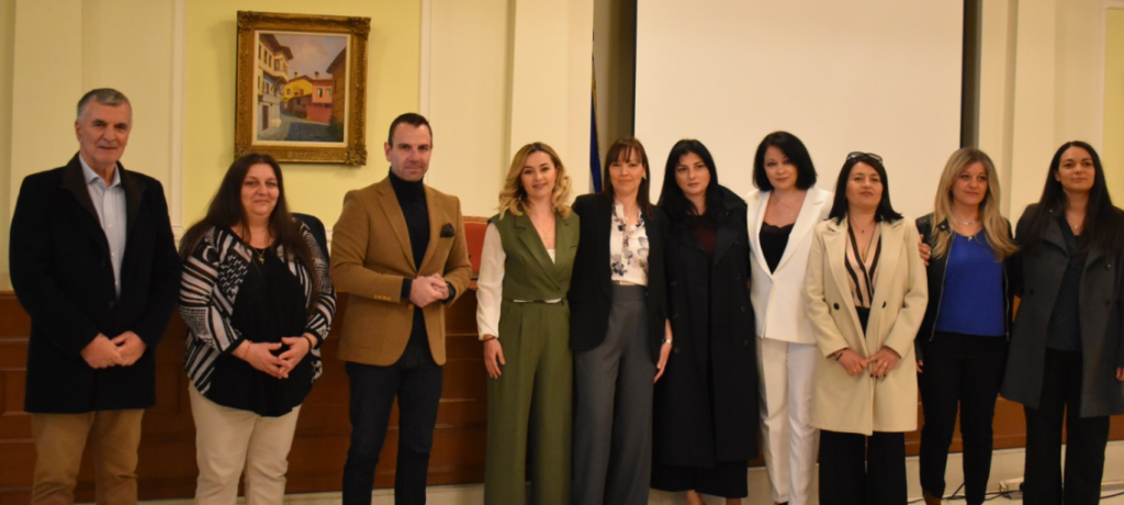 Ορκωμοσία δέκα νέων μόνιμων υπαλλήλων στον Δήμο Καστοριάς