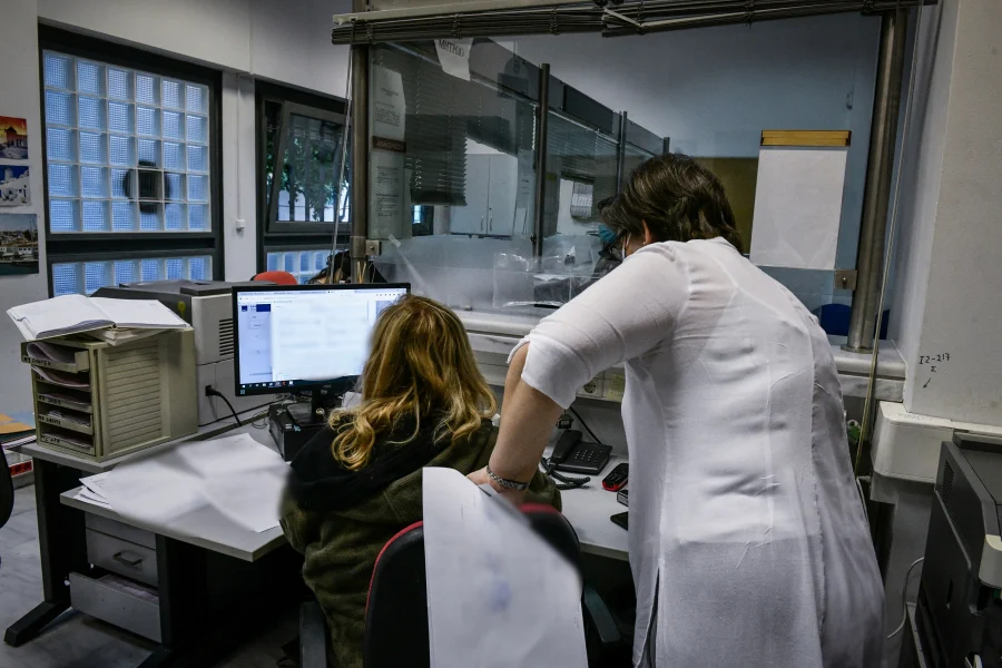 Εργαζόμενες μητέρες: Έρχονται αλλαγές στο ωράριο εργασίας