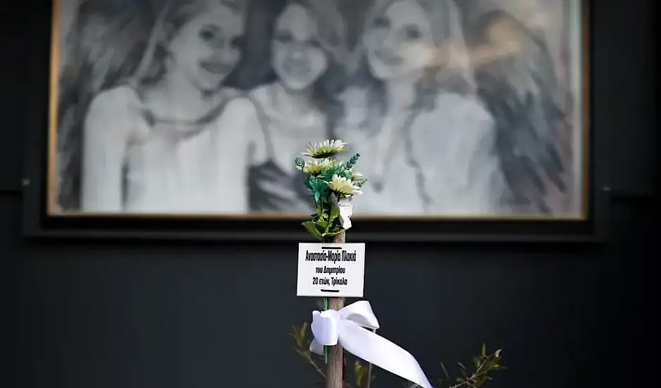 Πώς είναι σήμερα το σημείο όπου έγινε η σιδηροδρομική τραγωδία στα Τέμπη