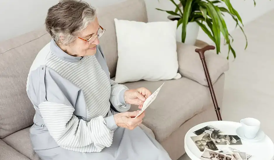 Είμαι 101 ετών και αποδίδω τη μακροζωία μου σε 1 απλή συνήθεια. Το μυστικό της υγείας της