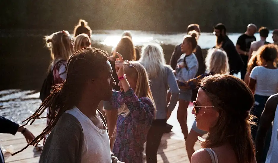 Ελεύθερος χορός: Έχει ίδια τα οφέλη με την παραδοσιακή άσκηση;