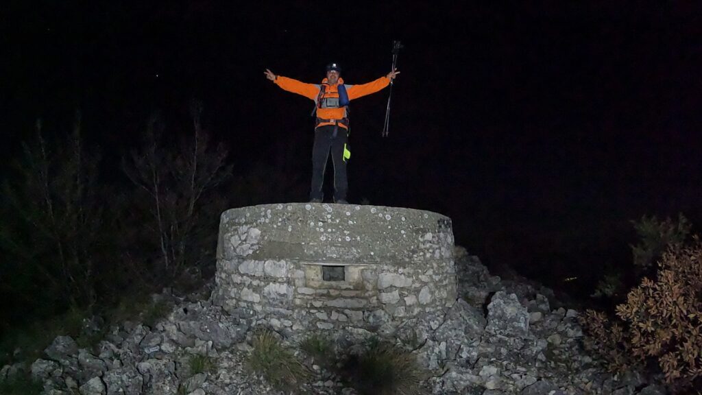 Σ.Ο.Δ.Κ.: Νυχτερινή ανάβαση στην κορυφή Αγία Τριάδα