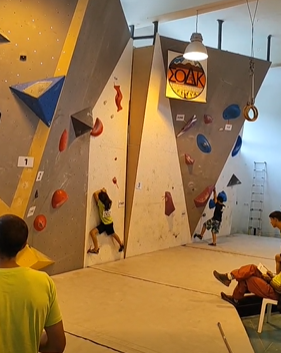 Πανελλήνιος Διασυλλογικός Αγώνας Αγωνιστικής Αναρρίχησης Boulder στο Νεστόριο: Μια Γιορτή του Αθλητισμού και της Νεολαίας