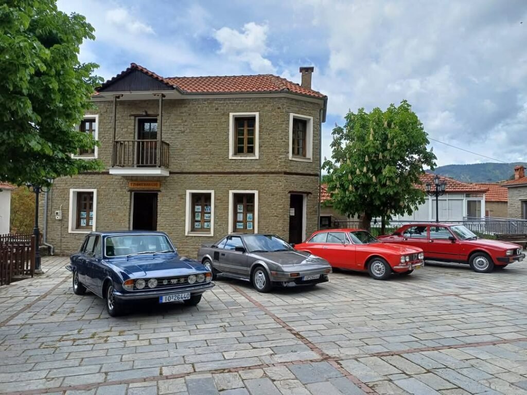 Επίσκεψη της “Ομάδας Κλασικών Οχημάτων Καστοριάς” στο Επταχώρι