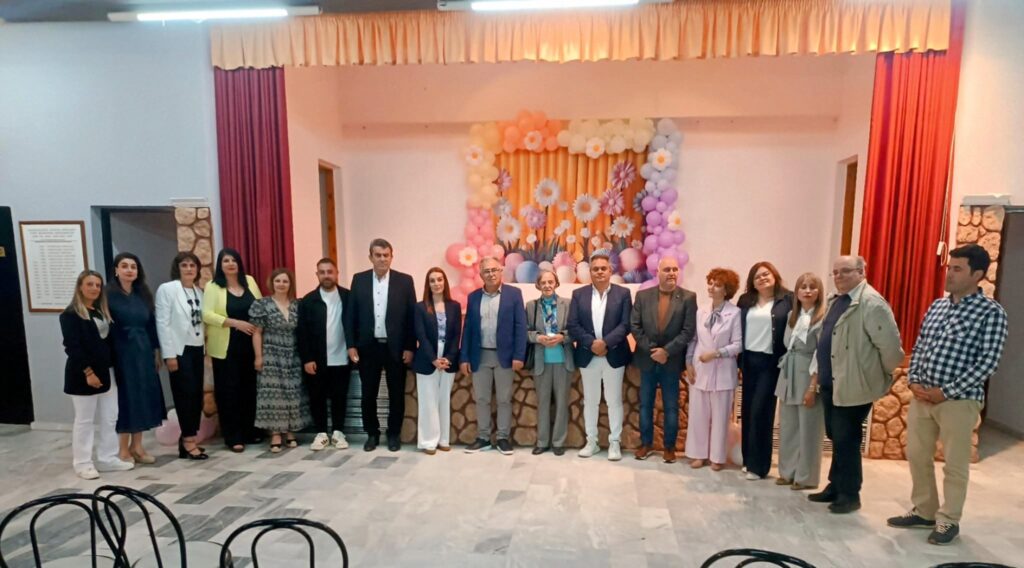 Η Γιορτή της Μητέρας στην Πεντάβρυσο: Ένας Θεσμός που Ανθίζει