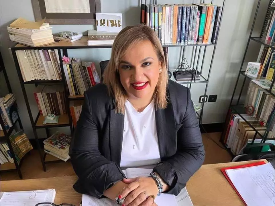 Τι απαντά η Αντιπεριφέρεια Τουρισμού στους Ξενοδόχους της Καστοριάς