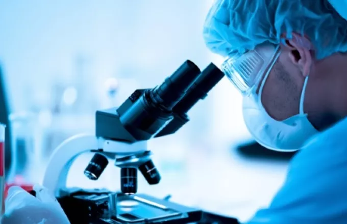 Ιατρικό ορόσημο: Επανεγγραφή του DNA σε βρέφος με σπάνια γενετική διαταραχή στις ΗΠΑ