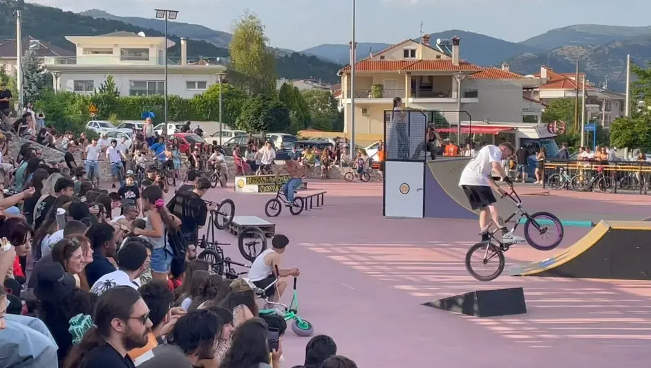 SKATEDAY4: Το Σάββατο  στη Χλόη (βίντεο)