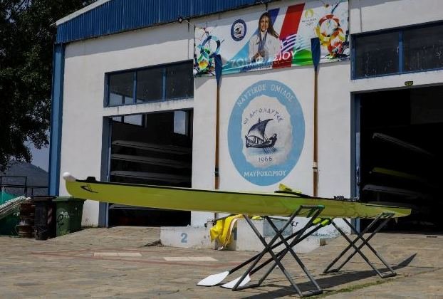 Παράδοση νέου κωπηλατικού σκάφους στον Ναυτικό Όμιλο Μαυροχωρίου.  Επένδυση στην αθλητική νεολαία από την Π.Ε. Καστοριάς