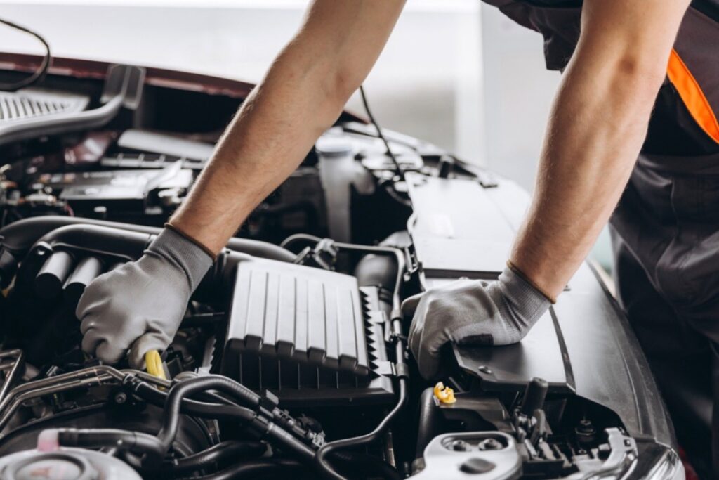 Απεργία διαρκείας από τα συνεργεία αυτοκινήτων για το ψηφιακό πελατολόγιο της ΑΑΔΕ