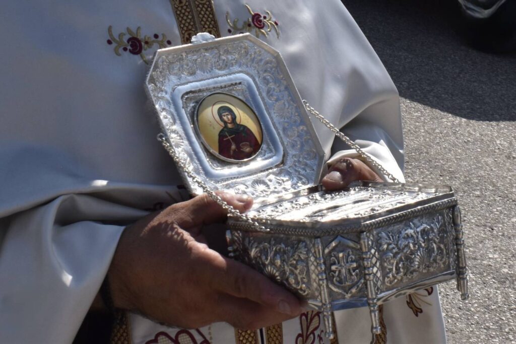 Η αγία Παρασκευή στην κατάσβεση της πυρκαιάς (Του Μητροπολίτου Καστορίας Καλλινίκου