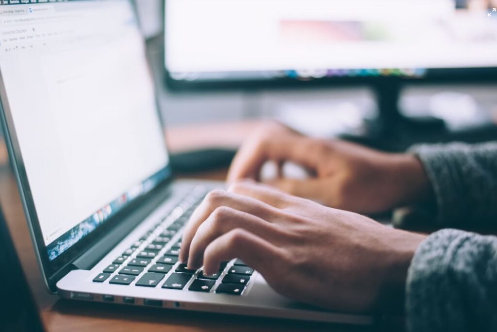 Nέο εργασιακό νομοσχέδιο: Ποια είναι τα οφέλη για εργαζόμενους, συνταξιούχους και επιχειρήσεις – 8 ερωτήσεις και απαντήσεις