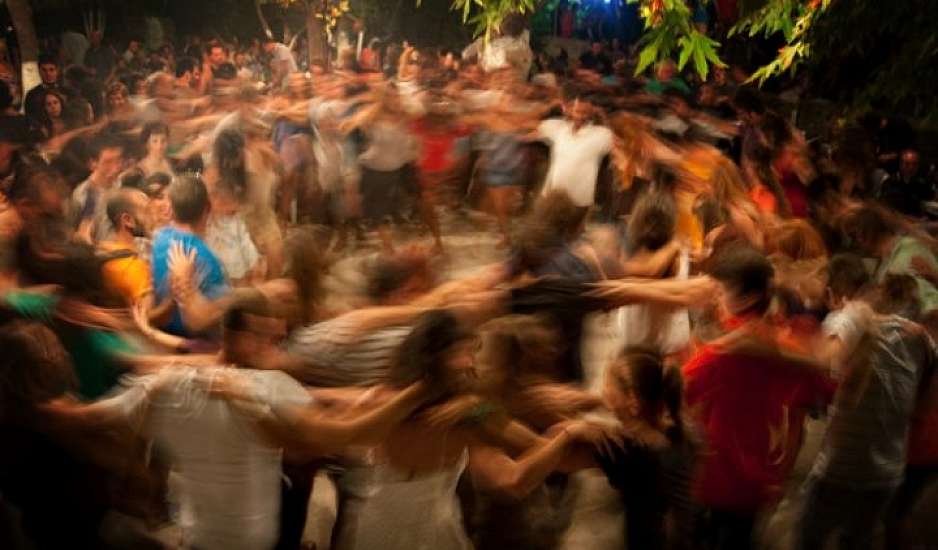 Τώρα στο στόχαστρο και τα πανηγύρια για φοροδιαφυγή, υγειονομικούς και οι εργασιακούς κανόνες