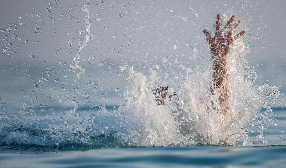 Πνιγμοί στην Ελλάδα: Μια σιωπηλή κρίση στη χώρα της θάλασσας – Οι ηλικίες των ατόμων που έχασαν τη ζωή τους