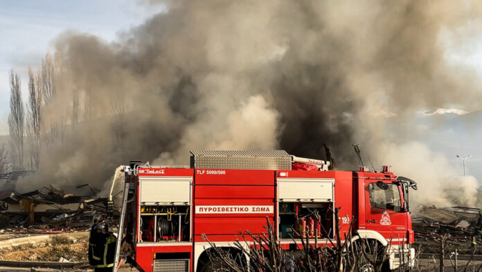 ÅÊÑÇÎÇ ÉÓÏÐÅÄÙÓÅ ÎÅÍÏÄÏ×ÅÉÏ ÓÔÇÍ ÊÁÓÔÏÑÉÁ(EUROKINISSI/ÁÍÔÙÍÇÓ ÐÁÑÁÑÁÓ)