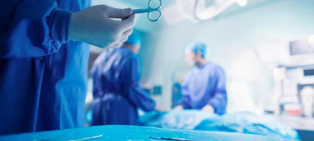 Με επιτυχία ολοκληρώθηκε η μεταμόσχευση του ανήλικου που είχε διαγνωστεί με σοβαρή διαταραχή ανιδρωσίας