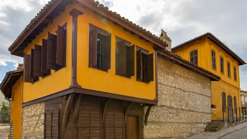 Μεγάλο το ενδιαφέρον μετά το άνοιγμα της πλατφόρμας για μετεγκατάσταση- «Δεν σταματούν να χτυπούν τα τηλέφωνα» λένε οι δήμαρχοι