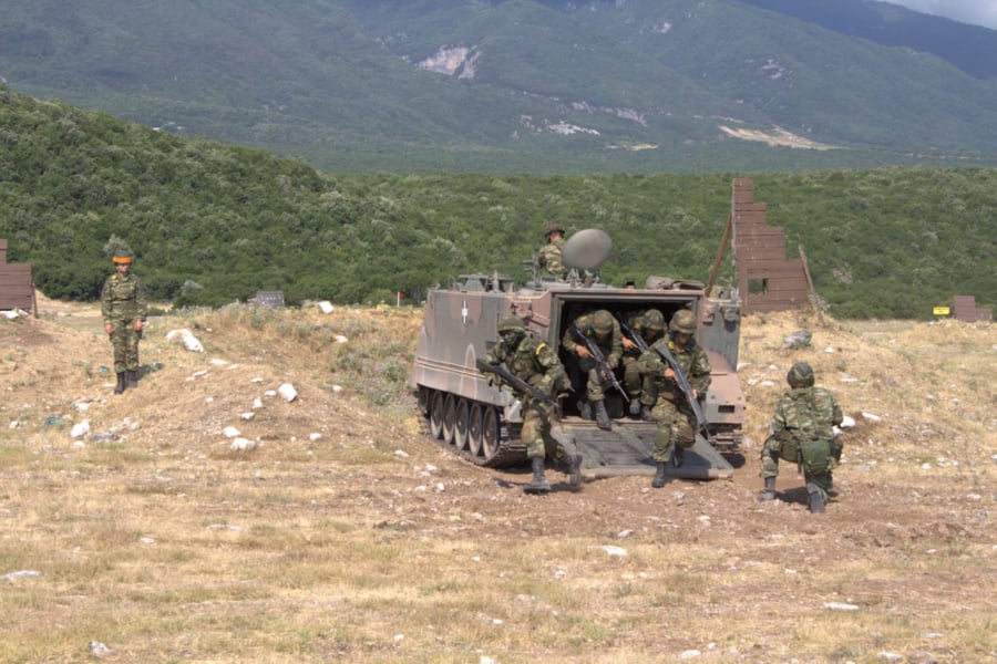 Τι αλλάζει στην απαλλαγή από τη στρατιωτική θητεία