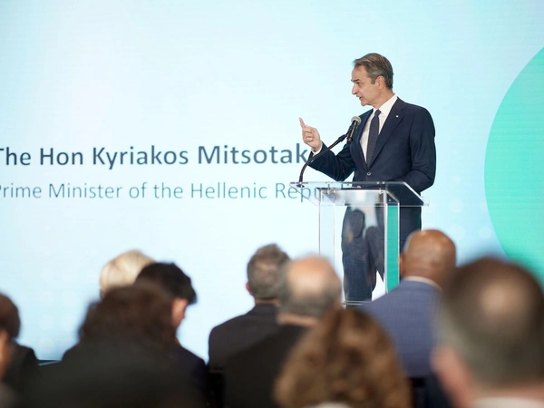 Έρχεται απαγόρευση χρήσης ΤικΤοκ,Facebook, Insragram απο ανηλίκους στην Ελλάδα