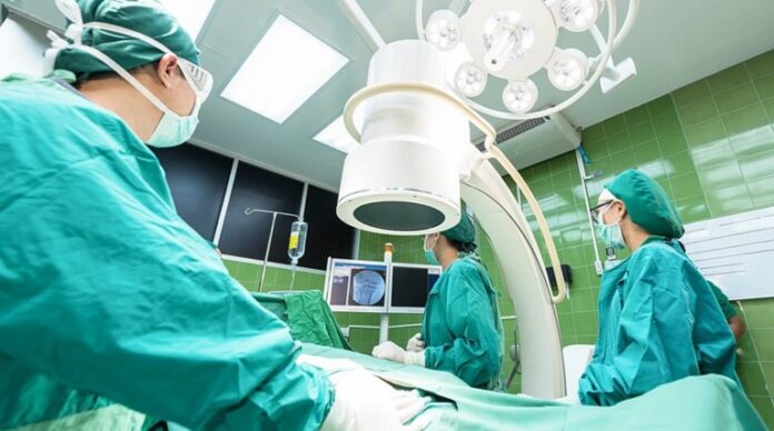 bf8fa1feec32451cb4b9efa1cba1c34e