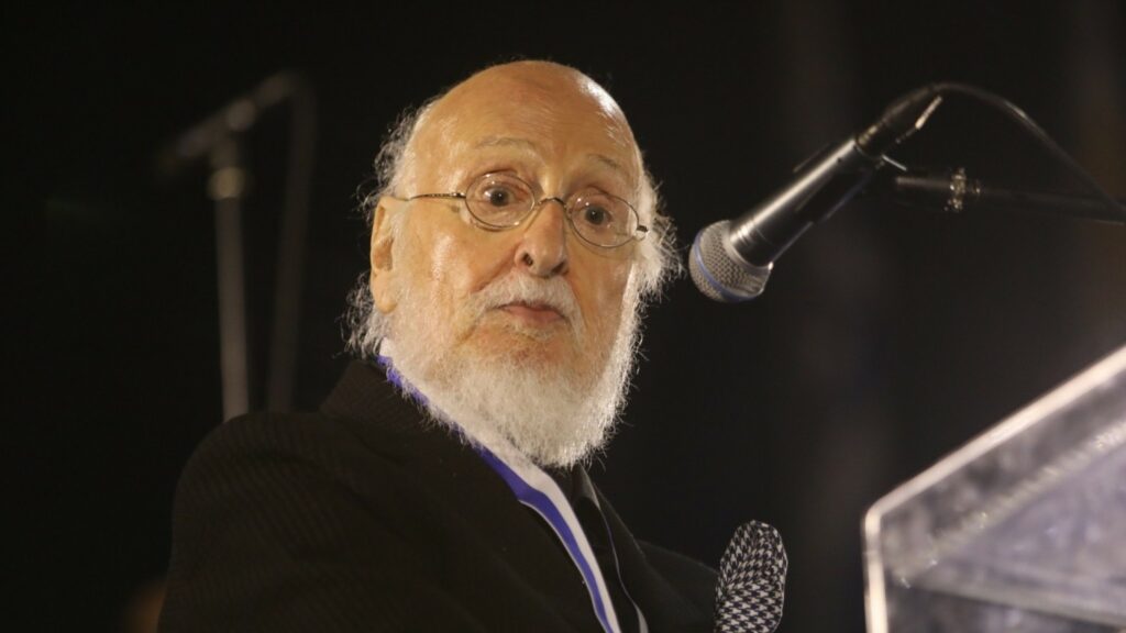 Πέθανε ο Διονύσης Σαββόπουλος – Η ανακοίνωση της οικογένειάς του