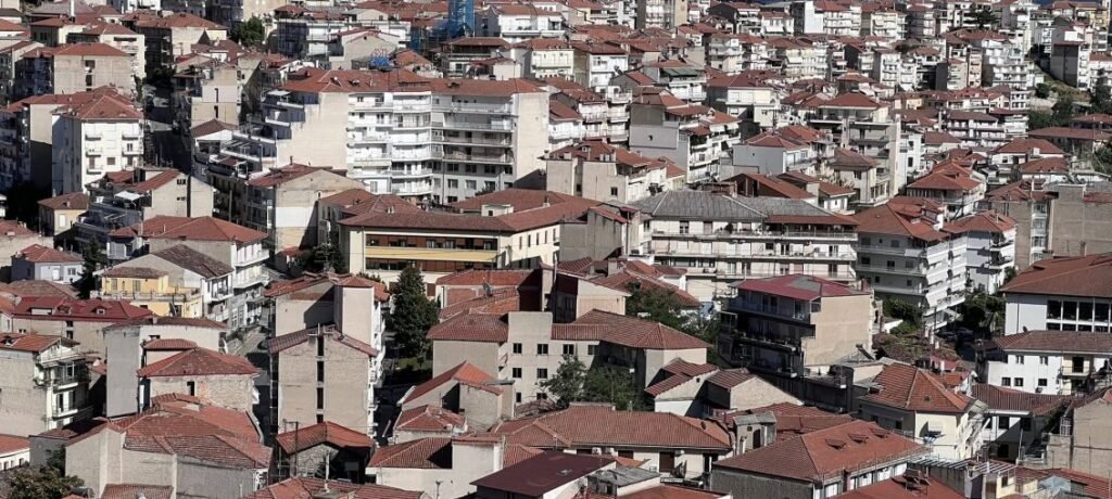 Έκπτωση φόρου έως 16.000 ευρώ για ανακαινίσεις κατοικιών – Ποιοι μένουν εκτός