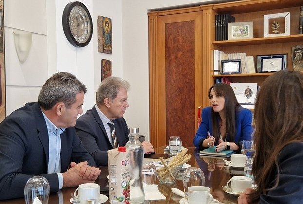 Συνάντηση του Περιφερειάρχη και του Αντιπεριφερειάρχη Καστοριάς με την Υφυπουργό Εσωτερικών