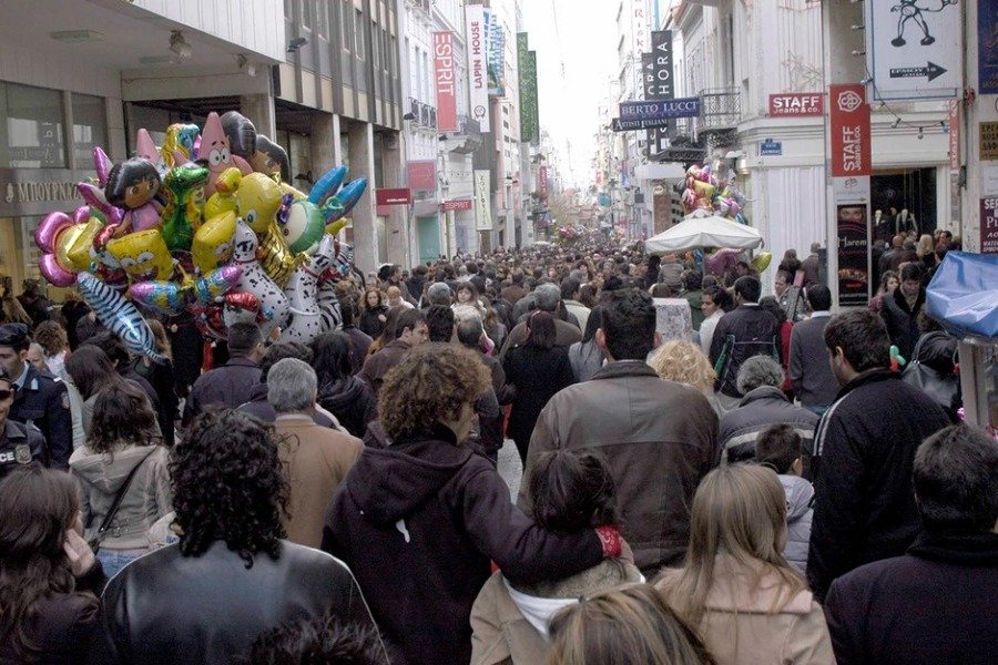 Η Ελλάδα γερνάει: Το 34% του πληθυσμού θα είναι άνω των 65 μέχρι το 2060