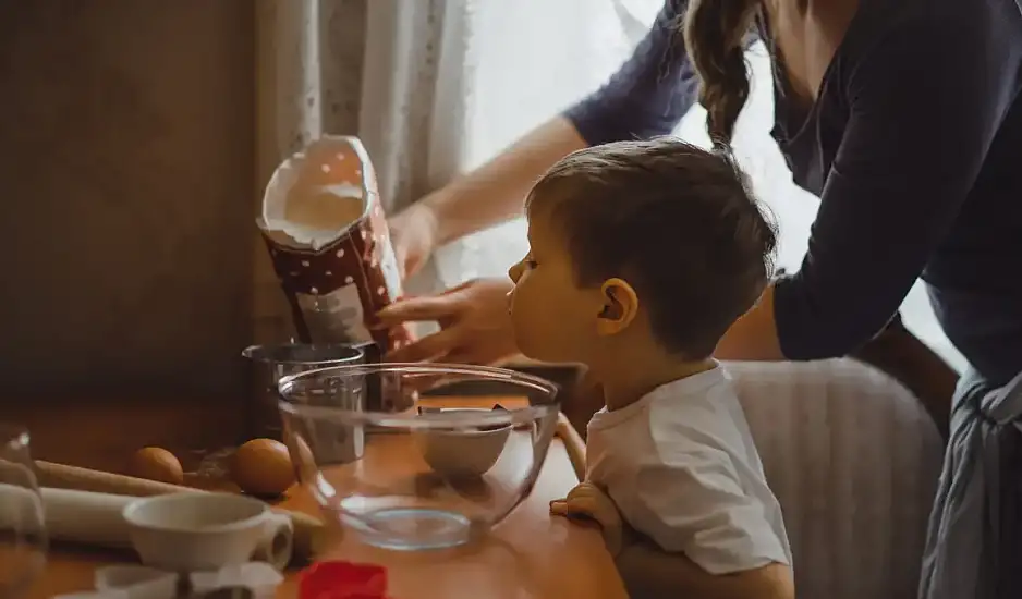 Δες γιατί η απαγόρευση των γλυκών στα παιδιά μπορεί να έχει το αντίθετο αποτέλεσμα