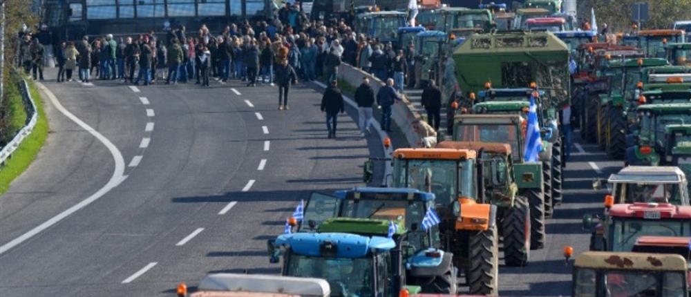 Αγρότες – μπλόκα: Παραμένει αποκλεισμένος ο Ε-65