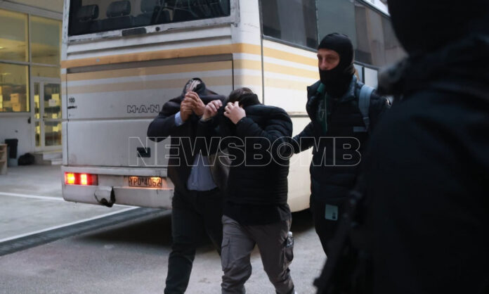 737abe9c-59495636611823144774171531857499590772812118n