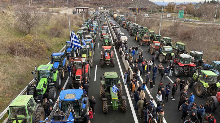 Αποκλεισμός Εγνατίας από Αγρότες: Απαγόρευση Κυκλοφορίας και Εναλλακτικές Οδοί