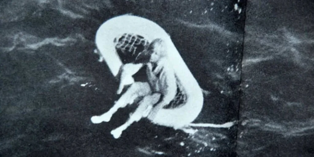 Όταν ένα ελληνικό πλοίο βρήκε μια 11χρονη στην μέση του ωκεανού