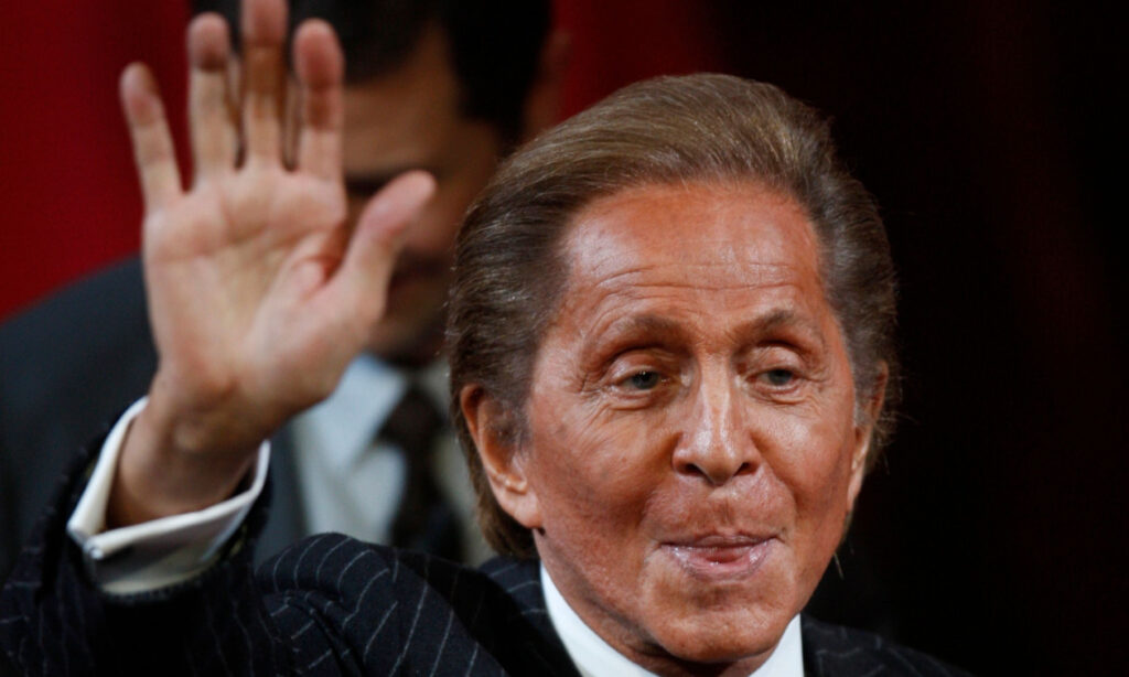 Πέθανε ο Ιταλός σχεδιαστής μόδας Valentino