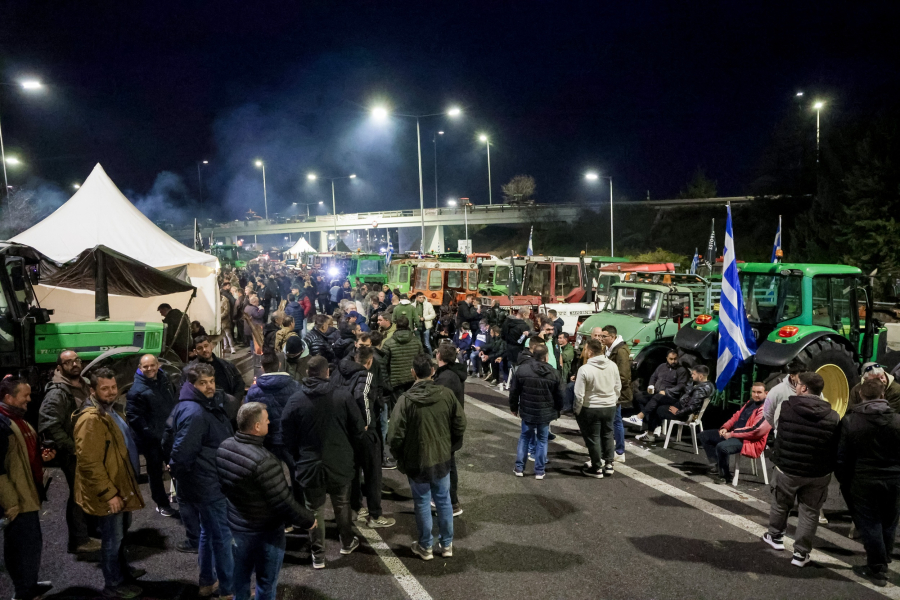 «Όχι» σε συνάντηση με Μητσοτάκη από τα μπλόκα των αγροτών της Καρδίτσας και της Νίκαιας