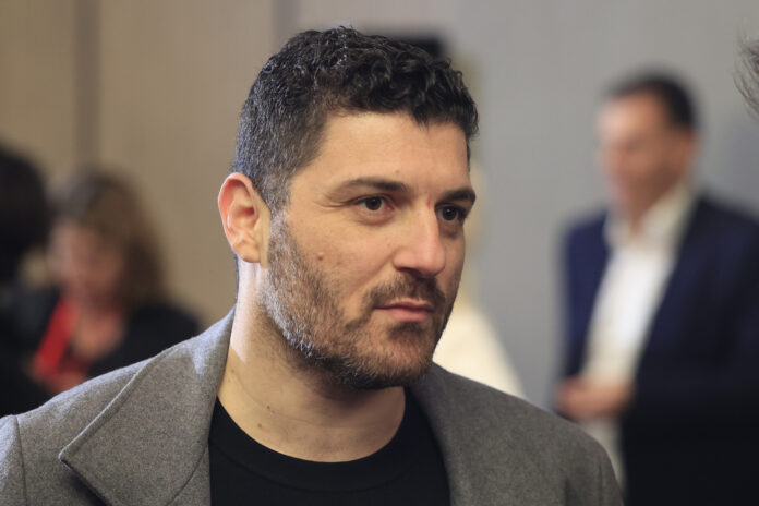 232437eebc40fd08311dafe63bc43da4_XL