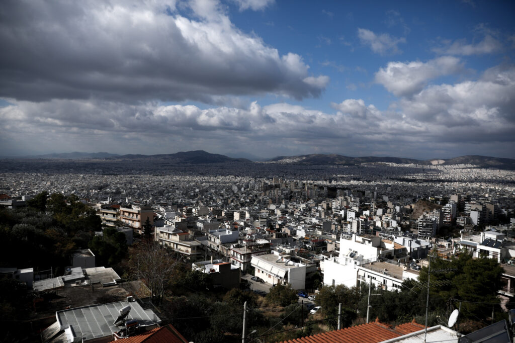 ΕΝΦΙΑ: Πως θα εφαρμοσθεί ο φόρος-πέναλτι για αδιάθετα ακίνητα τραπεζών και διαχειριστών δανείων