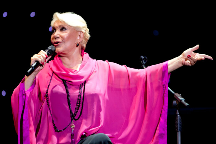 dc857baf8863d7233c84ff65c5a5887e_XL