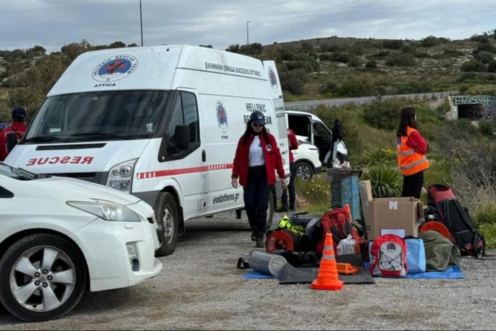 Ανασύρθηκε η σορός του 34χρονου δύτη από το «Πηγάδι του Διαβόλου» στα Λιμανάκια Βουλιαγμένης