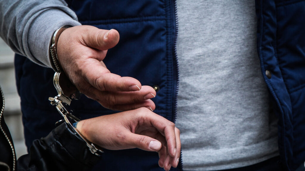 Καστοριά: Συνελήφθη 49χρονος «εισπράκτορας» σπείρας που απέσπασε 19.000 ευρώ από 84χρονη