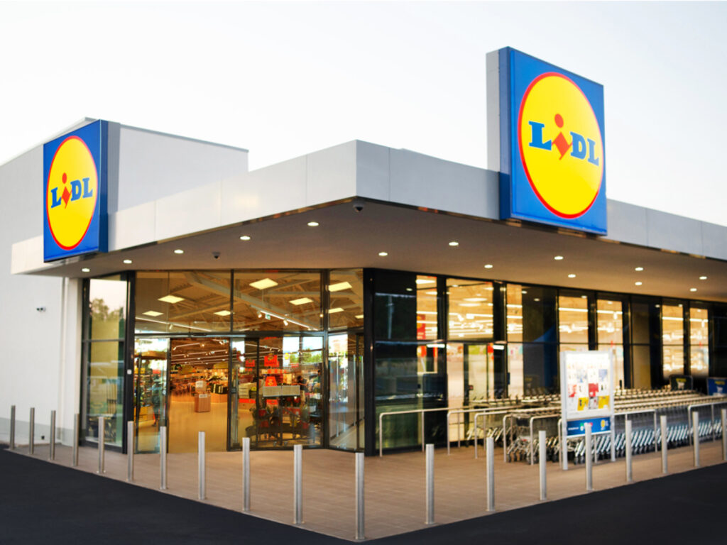 LIDL: Eνημέρωση για μπουφάν που πωλήθηκαν στα σούπερ μάρκετ – Πώς θα επιστραφούν χρήματα στους καταναλωτές