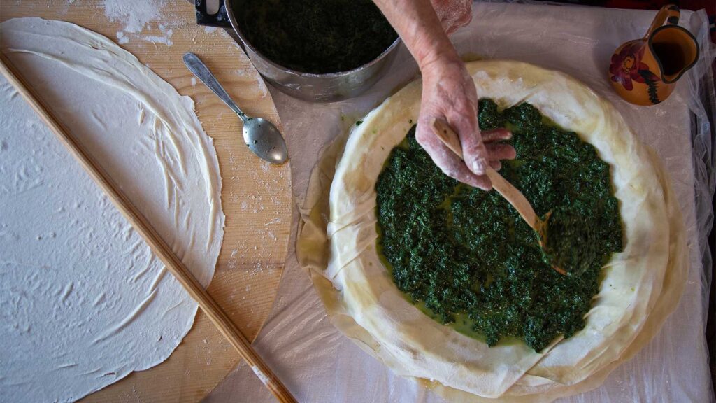 Νηστίσιμες χορτόπιτες: 18 συνταγές για να μοσχοβολήσει το σπίτι άνοιξη