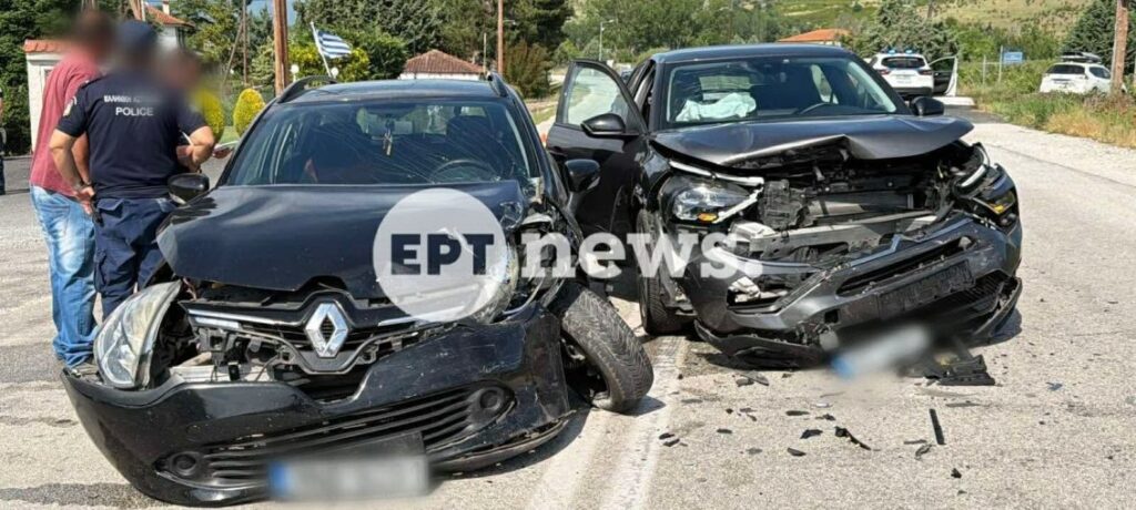 Καστοριά: Σοβαρό τροχαίο με σφοδρή σύγκρουση δύο επιβατικών Ι.Χ. – Στο νοσοκομείο δύο άτομα (ΦΏΤΟ )